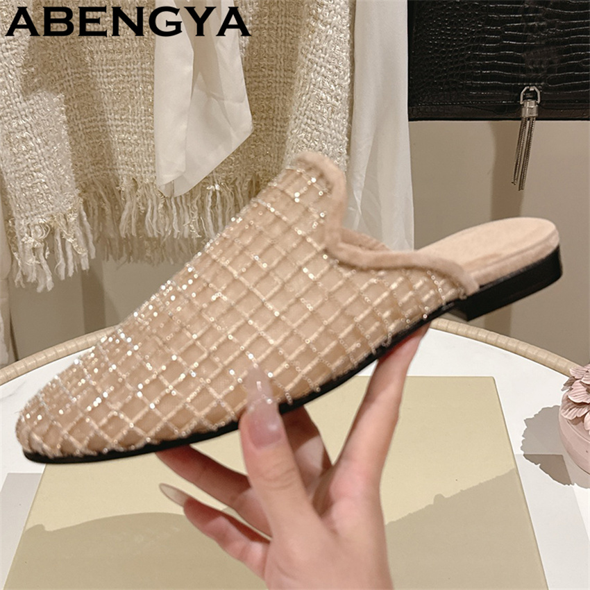 Ciabatte piatte con punta tond - Ethnic Fashion In recensione e prezzo