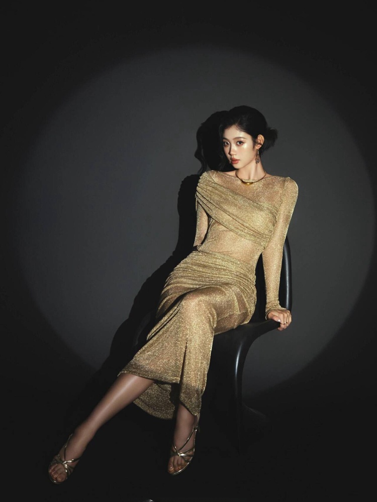 Ritratto Personale, Immagine F - Ethnic Fashion Magazine recensione e prezzo