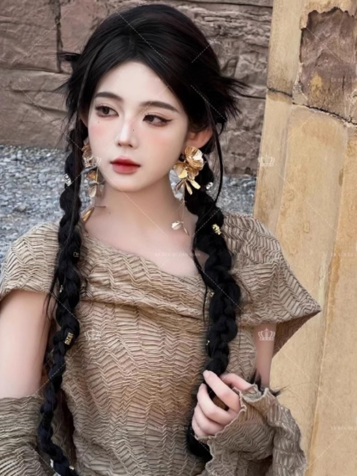 Abito Lungo a Tema Deserto, Mo - Ethnic Fashion Photography recensione e prezzo