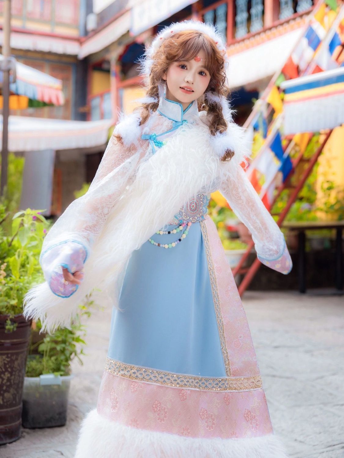 Abito Tibetano da Donna Nuovo  - Ethnic Fashion Photography recensione e prezzo
